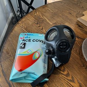 Israeli Childs Gas Mask